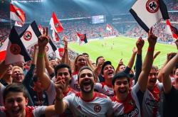 云开体育官方网站-法兰克福让球迷欢欣鼓舞，势不可挡冲击前六！，法兰克福著名球员